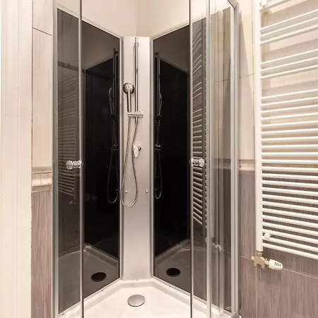 Museum Avenue 2-br